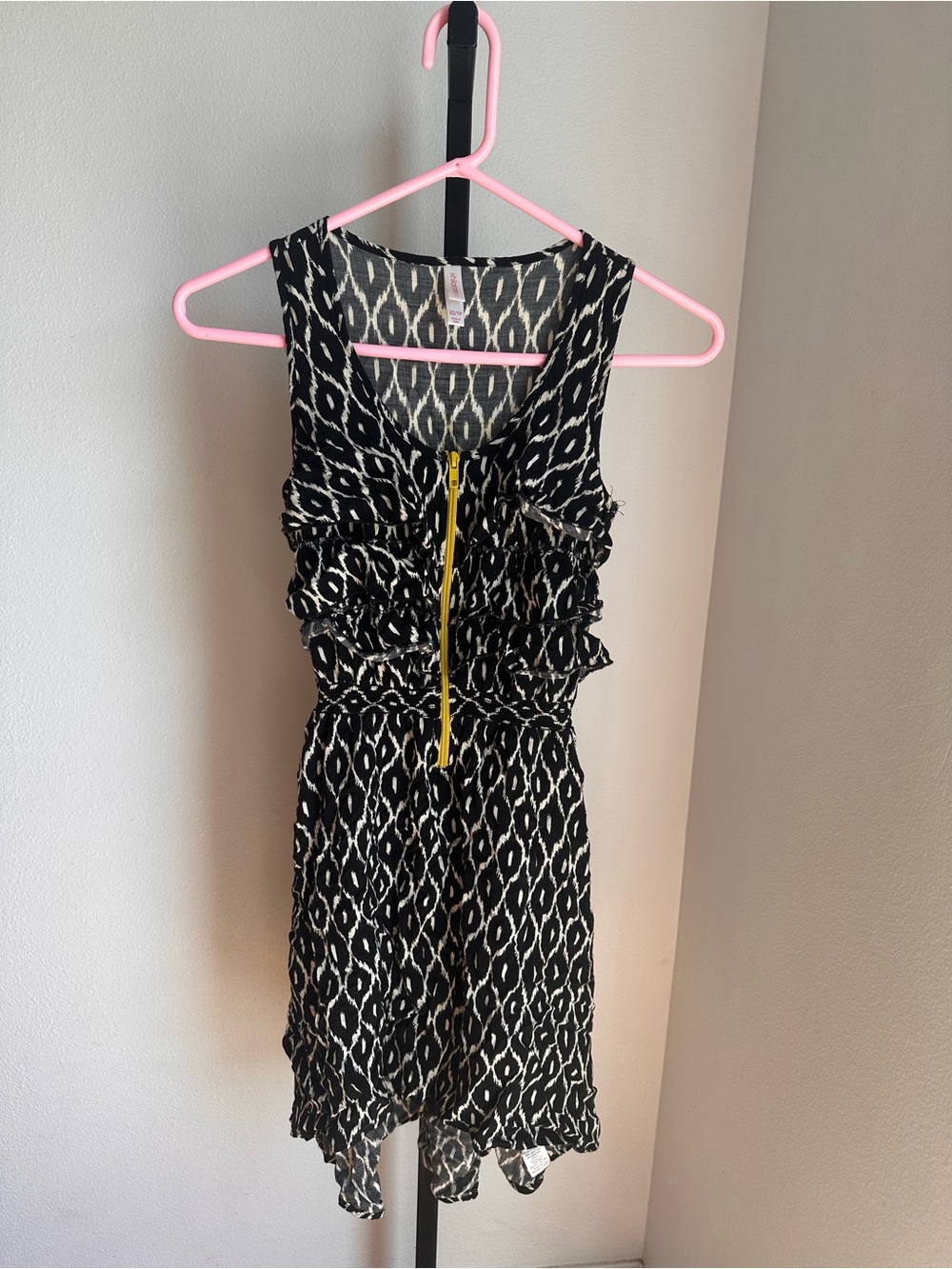 Xhilaration xs dress